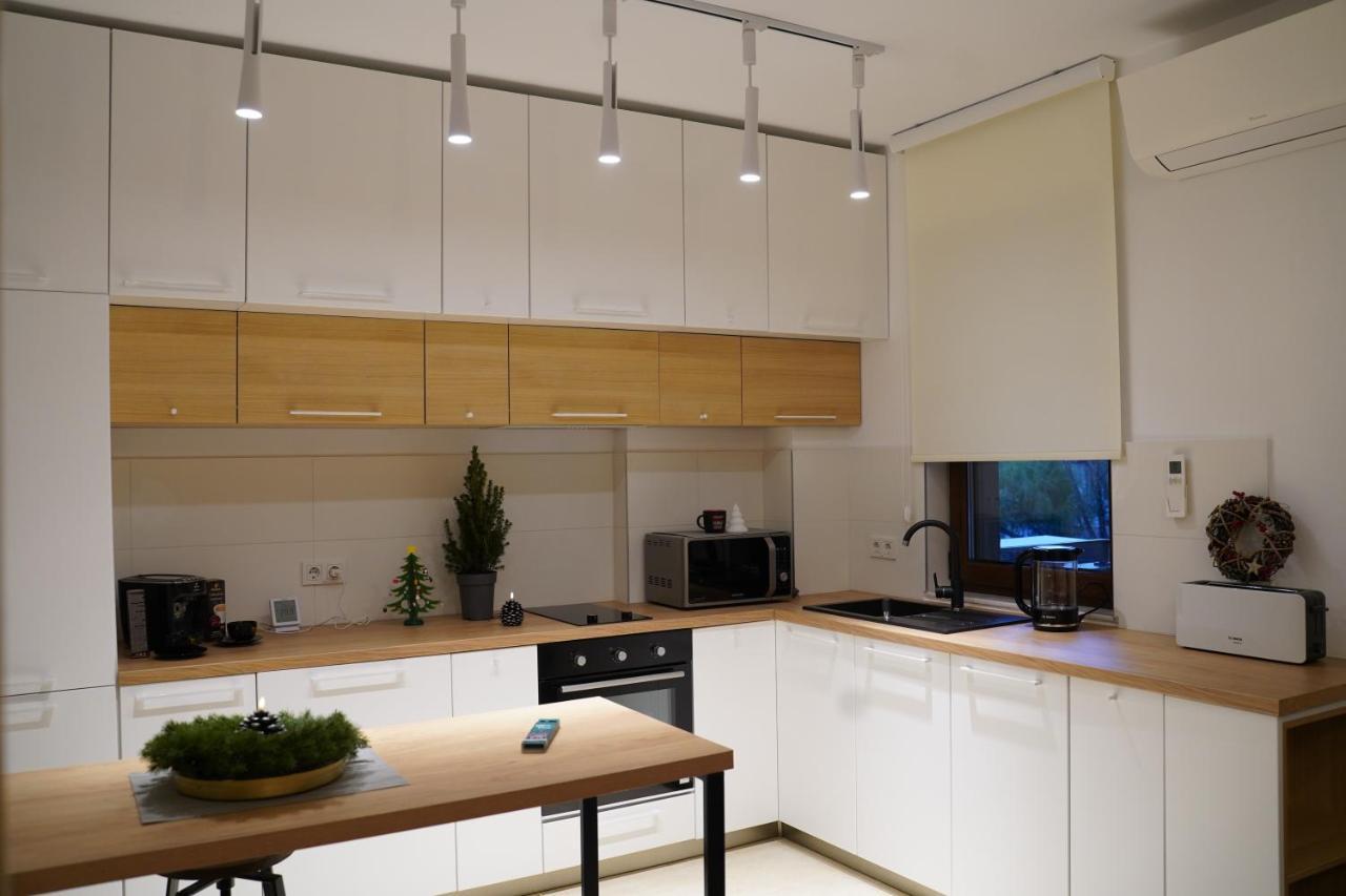 Gio Home C13 ブカレスト エクステリア 写真